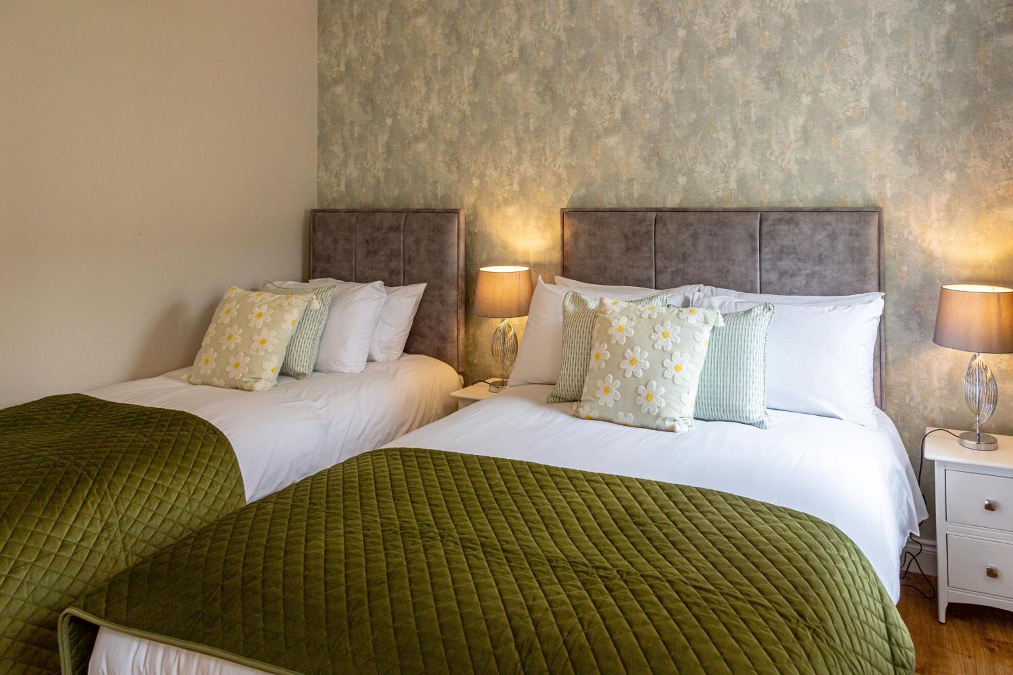 No 1 Killarney Holiday Village Vacation Home Exteriör bild